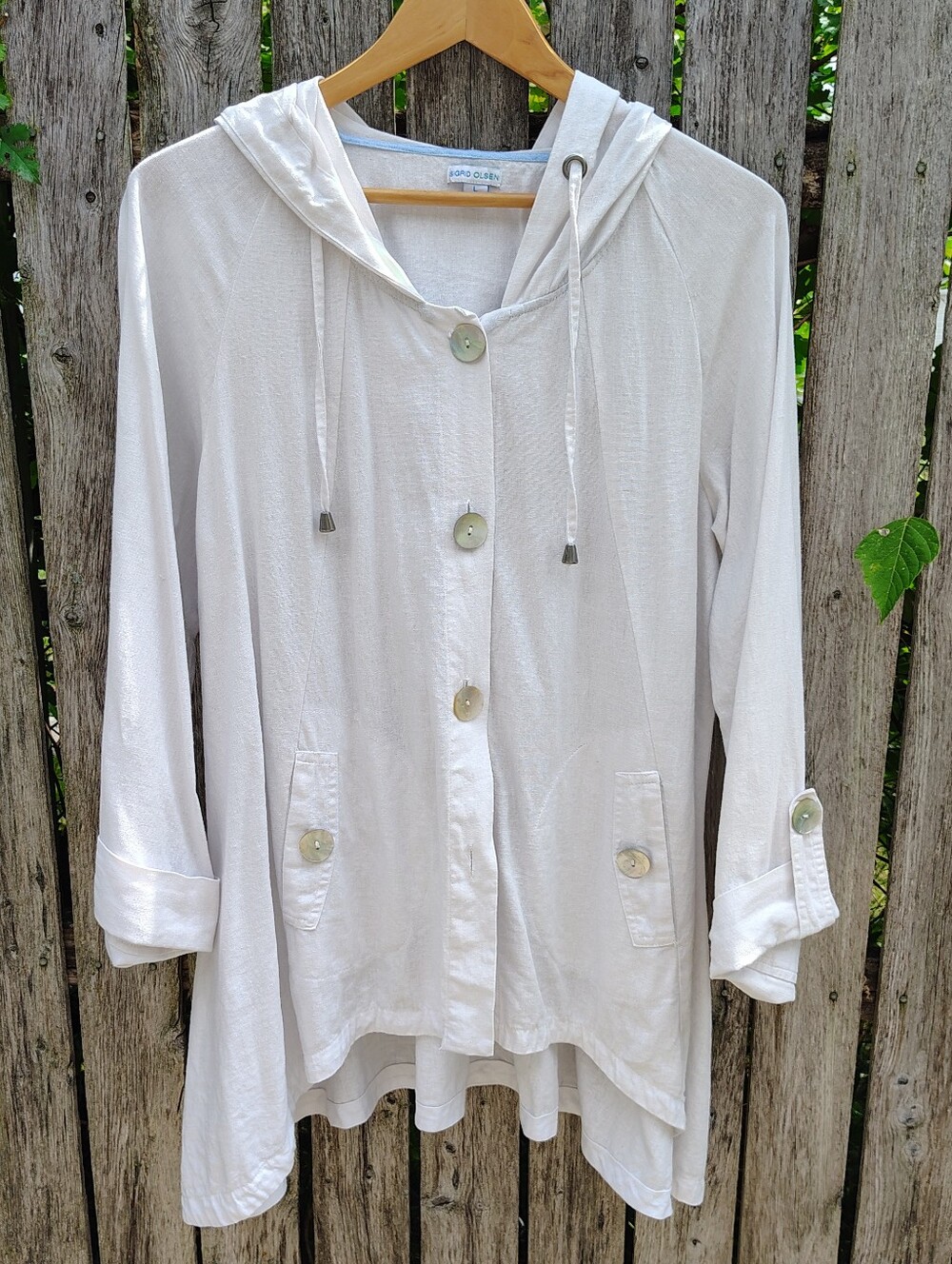 White Hooded Button-Front Women's Top